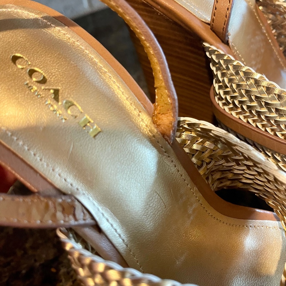 New Coach ginger/ gold wedges .Signature logo . - Picture 11 of 12